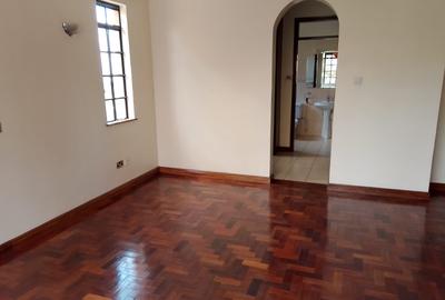 Serviced 4 Bed Apartment with En Suite in Upper Hill
