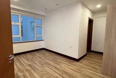 5 Bed Apartment with Swimming Pool in Parklands - 4