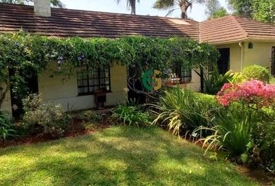 2 Bed House with Garden in Muthaiga