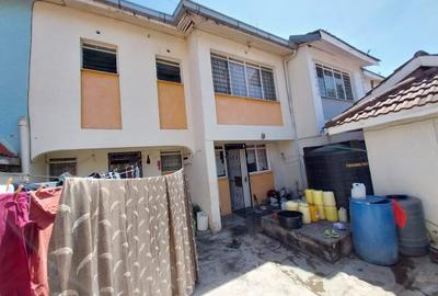 3 Bed House with Garden in Embakasi - 2