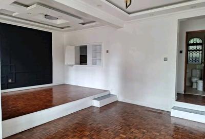 3 Bed Townhouse with En Suite at Lavington Green