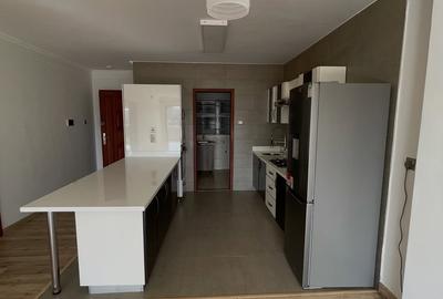 2 Bed Apartment with En Suite at Gatundu Road - 3