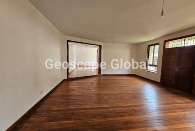 5 Bed Townhouse with En Suite in Kileleshwa