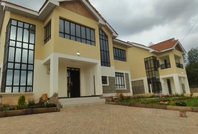 4 Bed House with En Suite at Gikambura