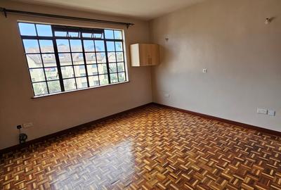 2 Bed Apartment with En Suite at Lavington