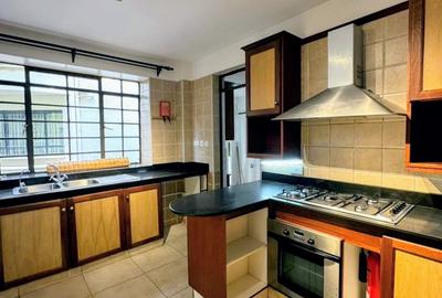 3 Bed Apartment with En Suite in Lavington