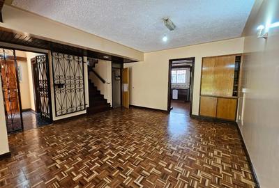 3 Bed House with En Suite at Brookside Gardens