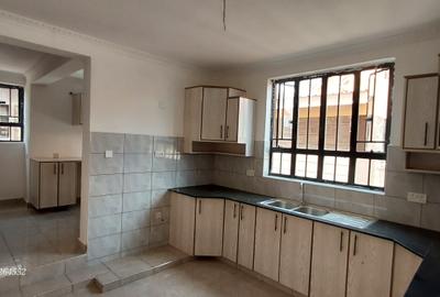 4 Bed Villa with En Suite at Rimpa - 4