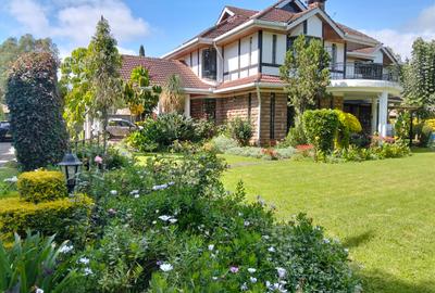 4 Bed House with En Suite in Karen