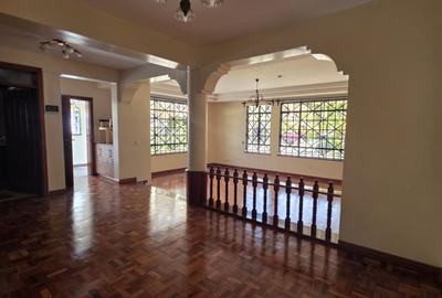 5 Bed Townhouse with En Suite in Kileleshwa - 2