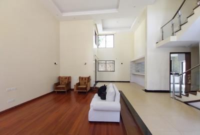 5 Bed Townhouse with Staff Quarters in Lavington