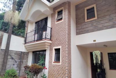 4 Bed House with En Suite in Spring Valley