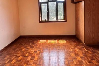 5 Bed Villa in Lavington - 4