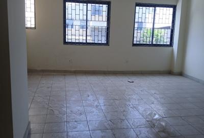90,000 ft² Warehouse with Backup Generator in Mombasa Road
