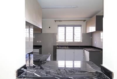 3 Bed Apartment with En Suite in Kitengela - 3