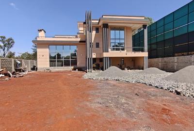 10 Bed House with En Suite in Karen