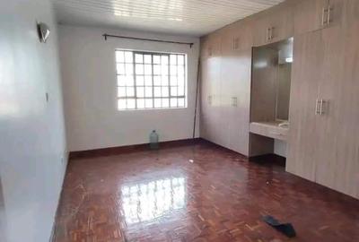 Serviced 3 Bed Apartment with En Suite in Kileleshwa