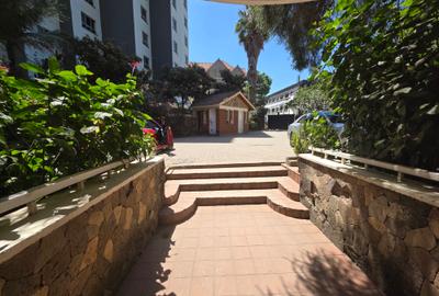 2,151 ft² Commercial Property with Service Charge Included at Chania Avenue - 2