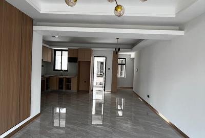 1 Bed Apartment with En Suite at Othaya Road