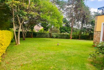 5 Bed House with En Suite at Runda