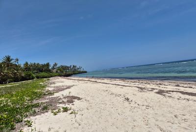 14.3 ac Land in Diani
