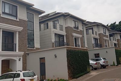 5 Bed Townhouse with En Suite at Peponi Road