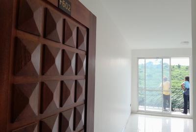 3 Bed Apartment with En Suite in Kiambu Road