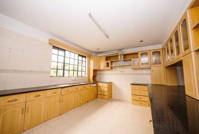 5 Bed Apartment with En Suite at Kileleshwa