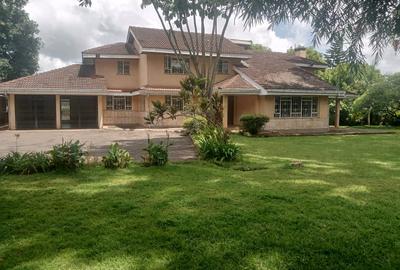 5 Bed House with En Suite in Spring Valley