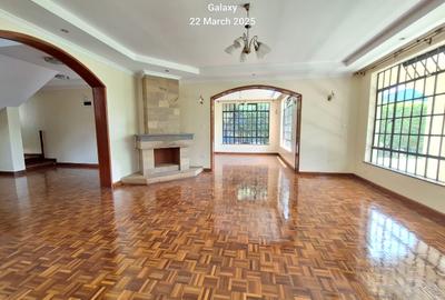4 Bed House with En Suite in Kitisuru