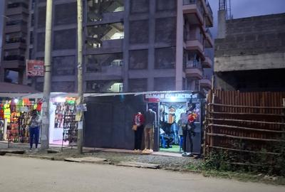 1 Bed Apartment with En Suite at Shooters