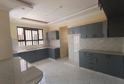 3 Bed House with En Suite in Kitengela - 3