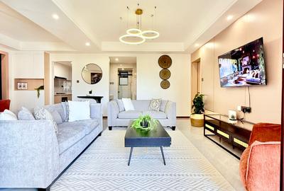 Serviced 2 Bed Apartment with En Suite in Riverside