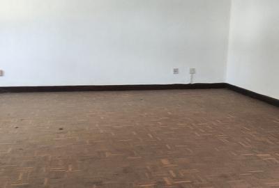 5 Bed Townhouse with En Suite in Kileleshwa