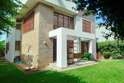 4 Bed House with En Suite in Kiambu Road