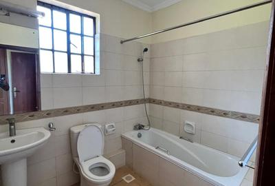 4 Bed Villa with En Suite in Kitisuru