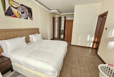 Furnished 2 Bed Apartment with En Suite in Spring Valley