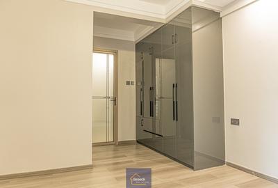 3 Bed Apartment with En Suite at Nyeri Road - 3