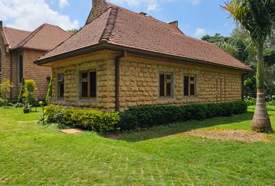 5 Bed Townhouse with En Suite in Karen
