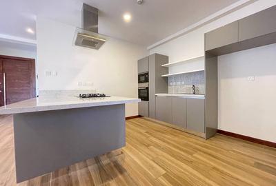3 Bed Apartment with En Suite in Westlands Area