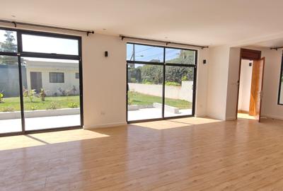 3 Bed Townhouse with En Suite in Karen - 3