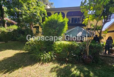 4 Bed House with En Suite in Nyari