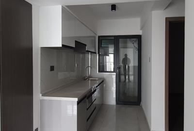 2 Bed Apartment with En Suite at Westlands - 4