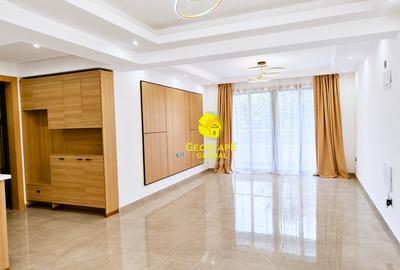3 Bed Apartment with En Suite in Riverside - 2