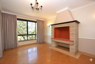 3 Bed Townhouse with En Suite at Grevillea Grove - 4