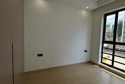 1 Bed Apartment with En Suite at Othaya Road - 4