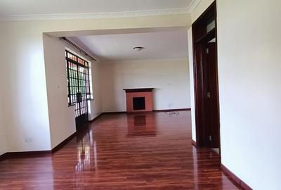 4 Bed House with Swimming Pool in Kiambu Road