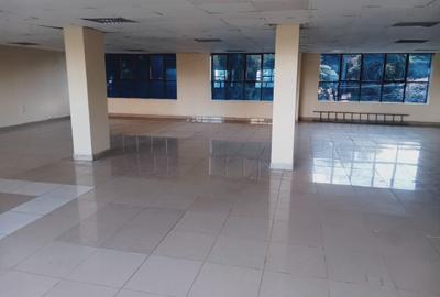 Office with Backup Generator in Kilimani - 3