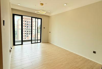 1 Bed Apartment with En Suite at Lavington - 2