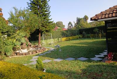 Furnished 2 Bed Apartment with En Suite in Nyari